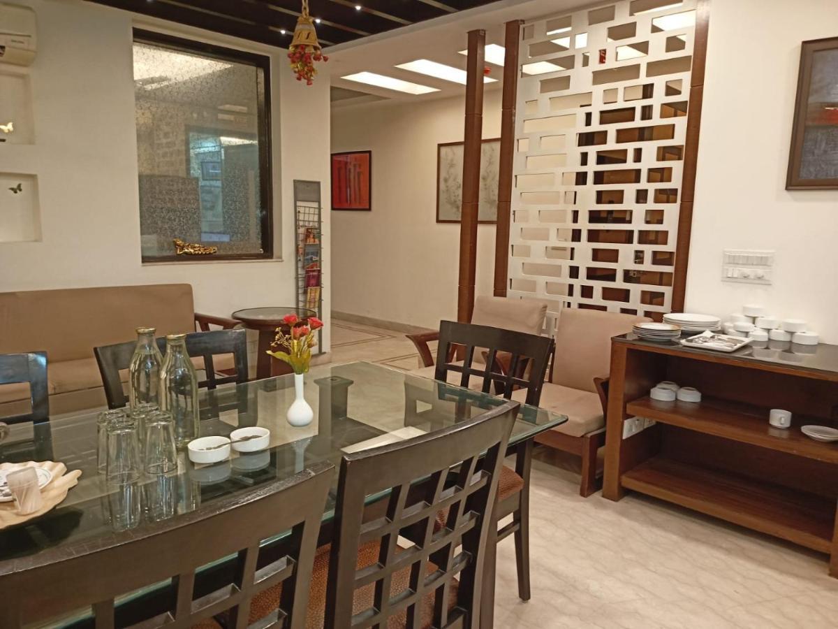 Hermitage By The Cosy Hotels Near Lotus Temple Nueva Delhi Exterior foto
