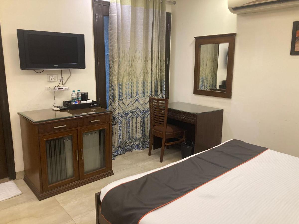 Hermitage By The Cosy Hotels Near Lotus Temple Nueva Delhi Exterior foto